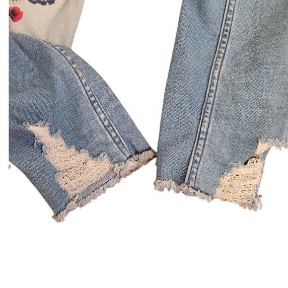 Hollister Ultra High Rise Super Skinny Embroidered Distressed Blue Jeans Size 26 - Picture 6 of 12